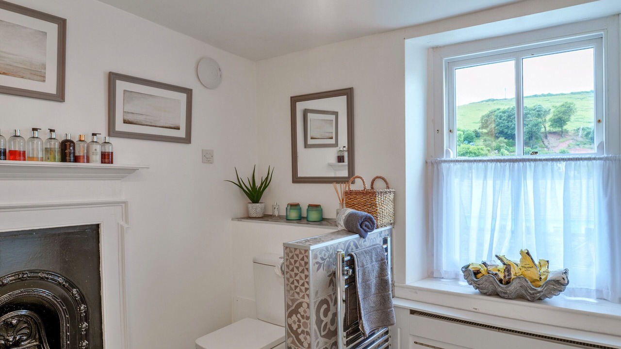 Photo of Bathroom in Kingsand