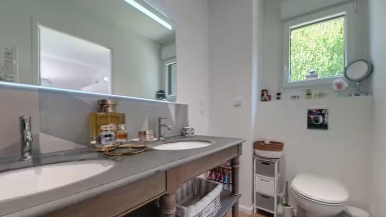 Photo of Bathroom in Ducey-les-Cheris