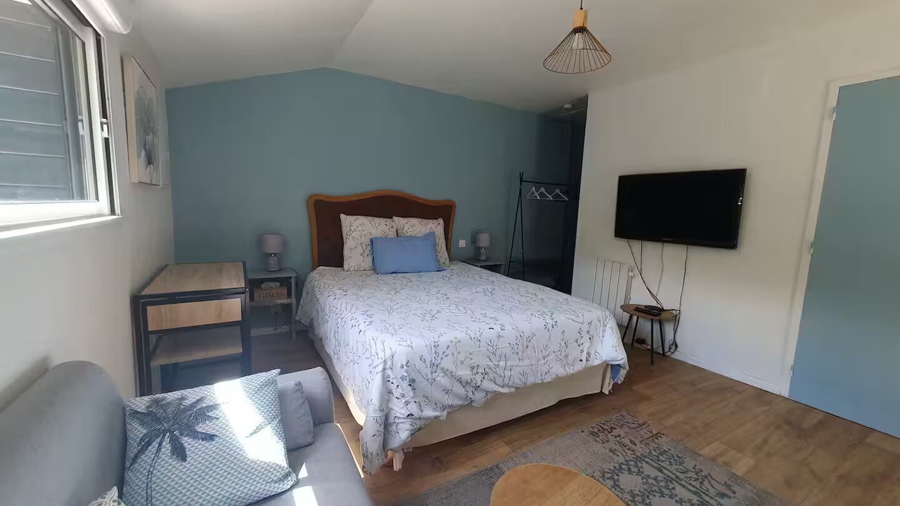 Photo of Bedroom in Ducey-les-Cheris