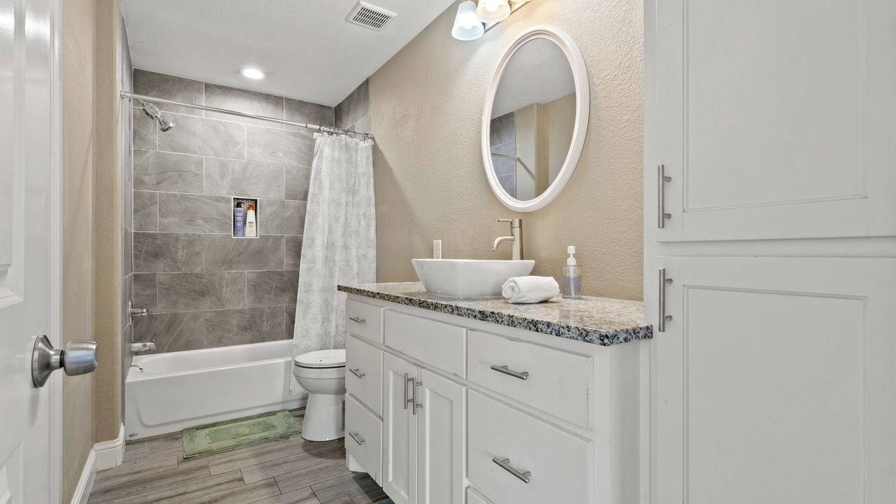 Photo of Bathroom in Sherman