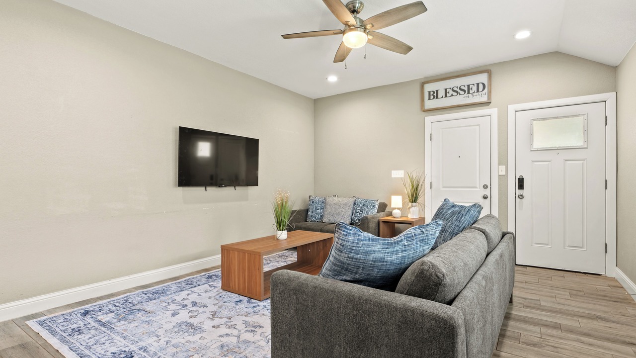 Photo of Livingroom in Sherman