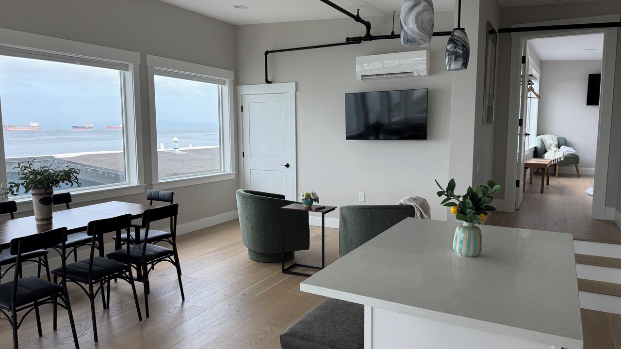 Photo of Others in Astoria