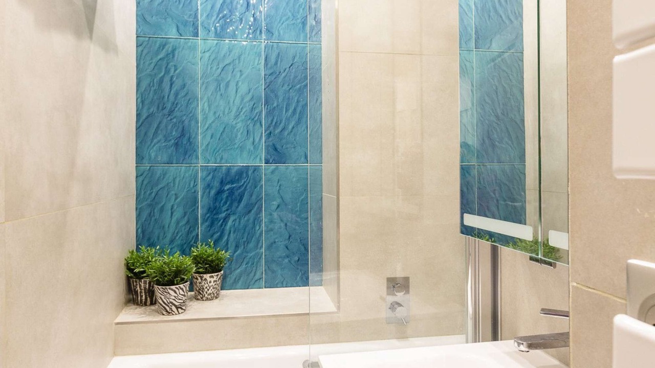 Photo of Bathroom in Quartier de l'Ecole-Militaire