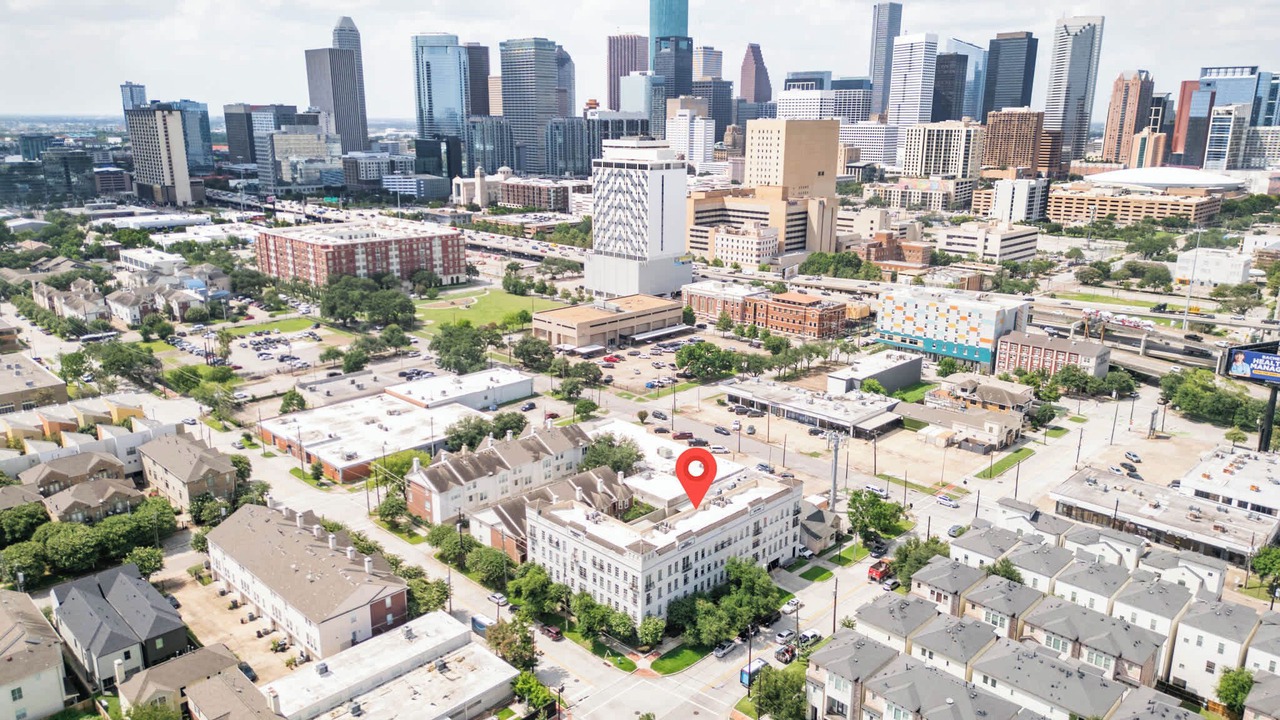 Photo of Others in Central Business District