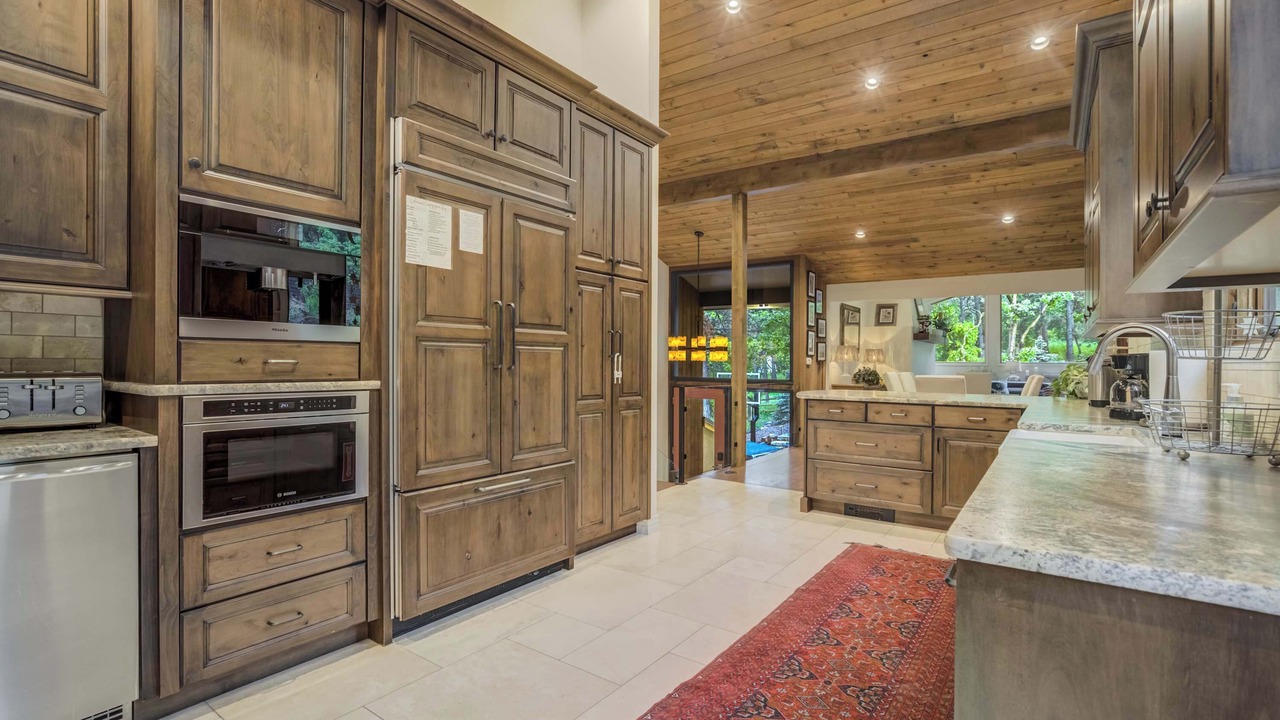 Photo of Kitchen in Broadmoor