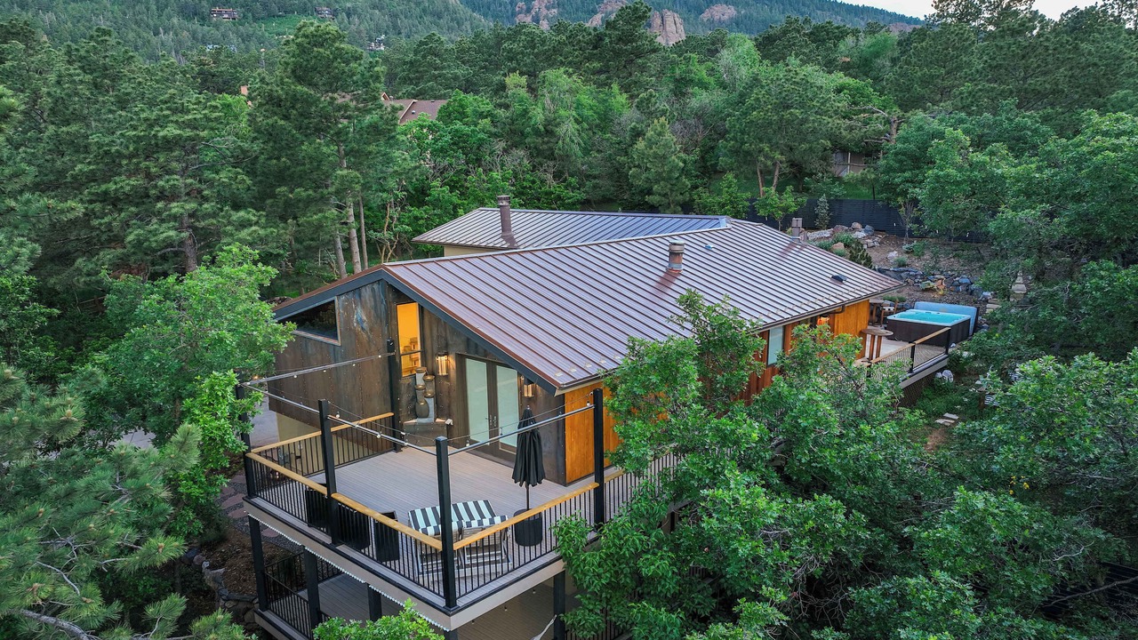 Photo of Outdoor in Broadmoor