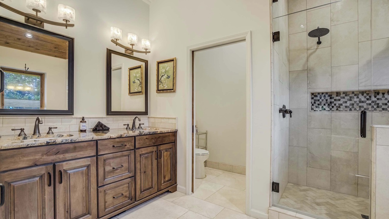 Photo of Bathroom in Broadmoor