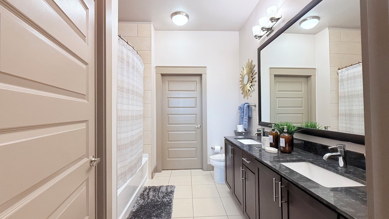 Photo of Bathroom in East Downtown Houston
