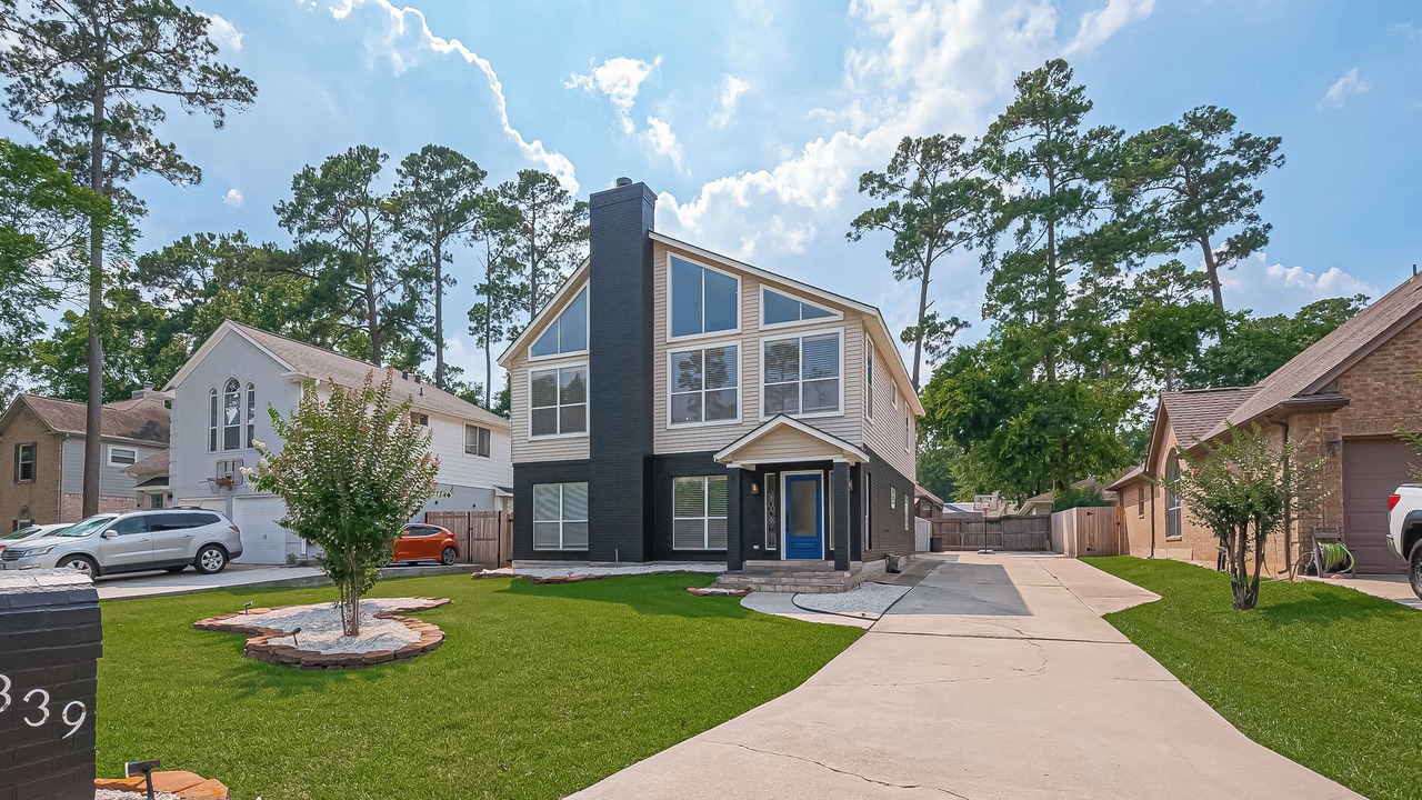 Photo of Outdoor in Walden on Lake Conroe