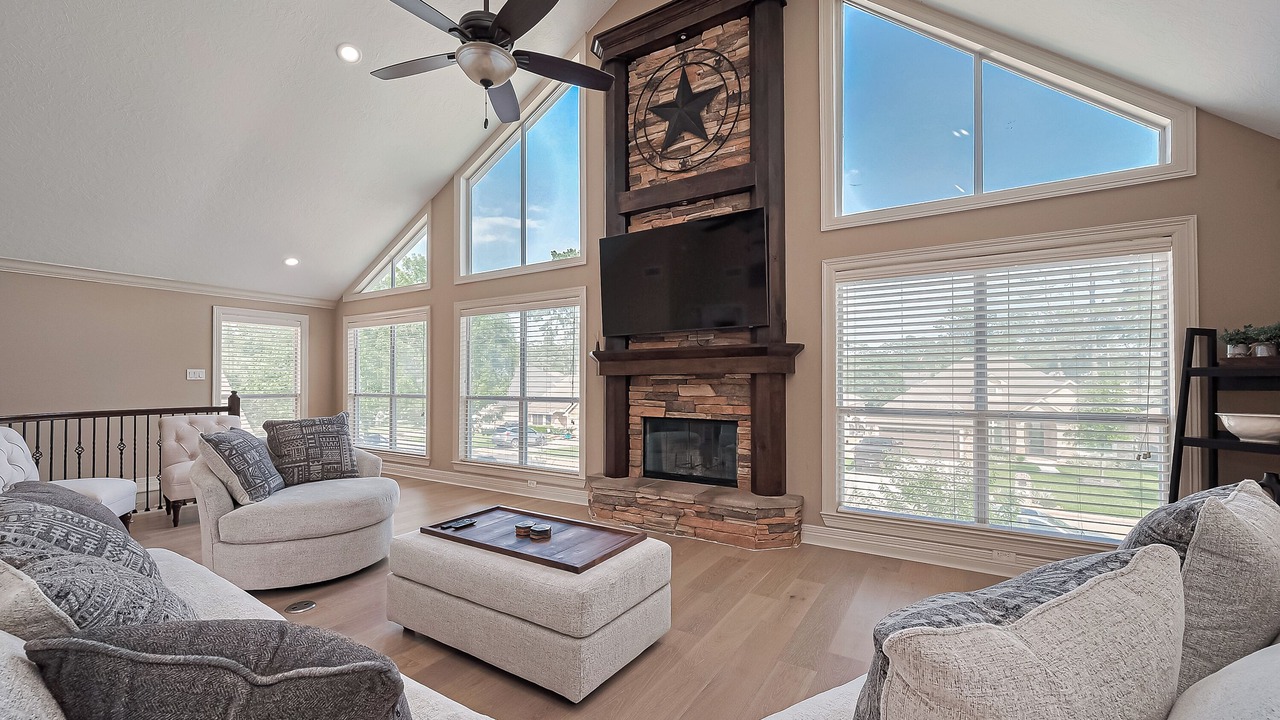 Photo of Livingroom in Walden on Lake Conroe