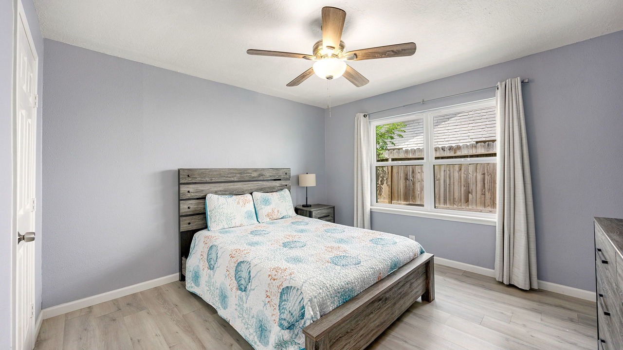 Photo of Bedroom in Woodlake - Briar Meadow