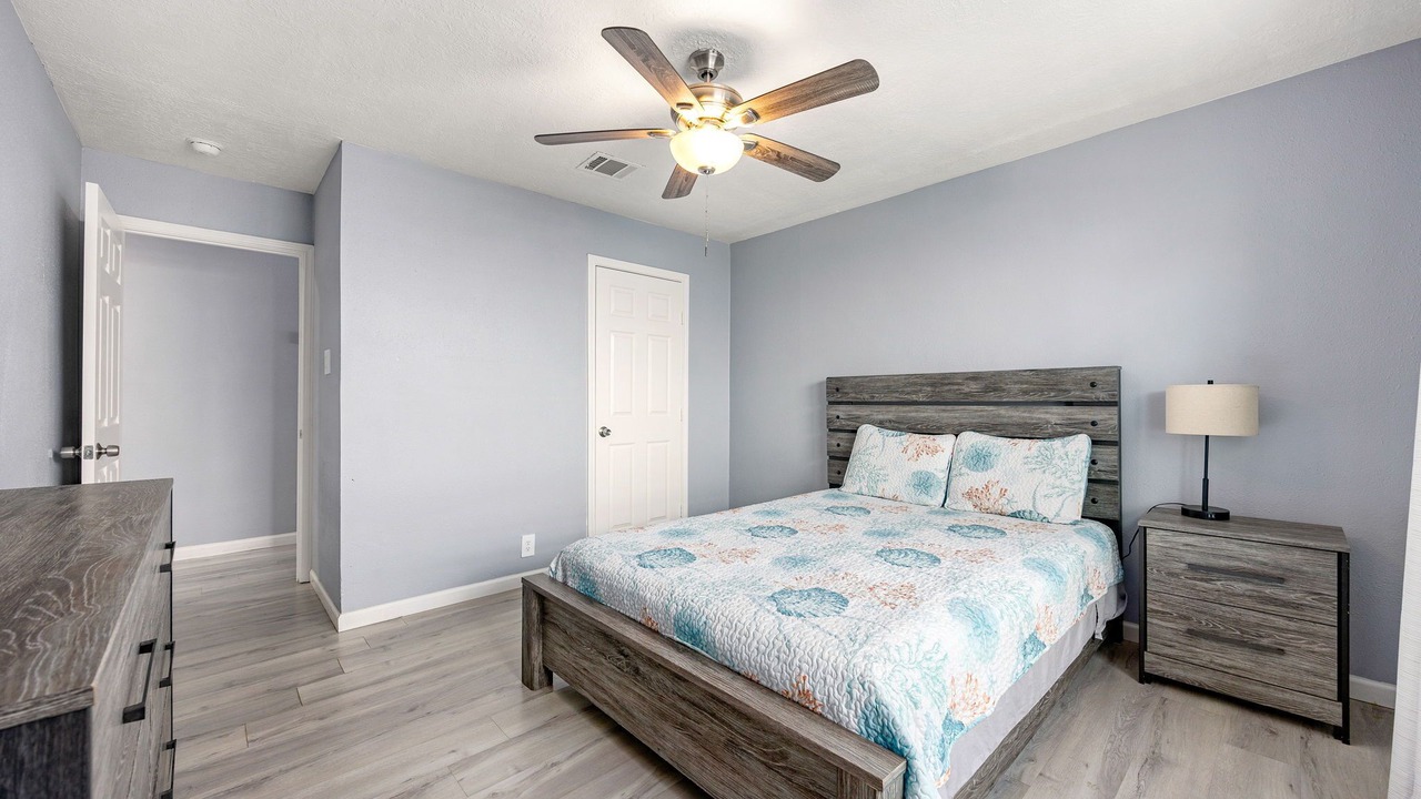 Photo of Bedroom in Woodlake - Briar Meadow