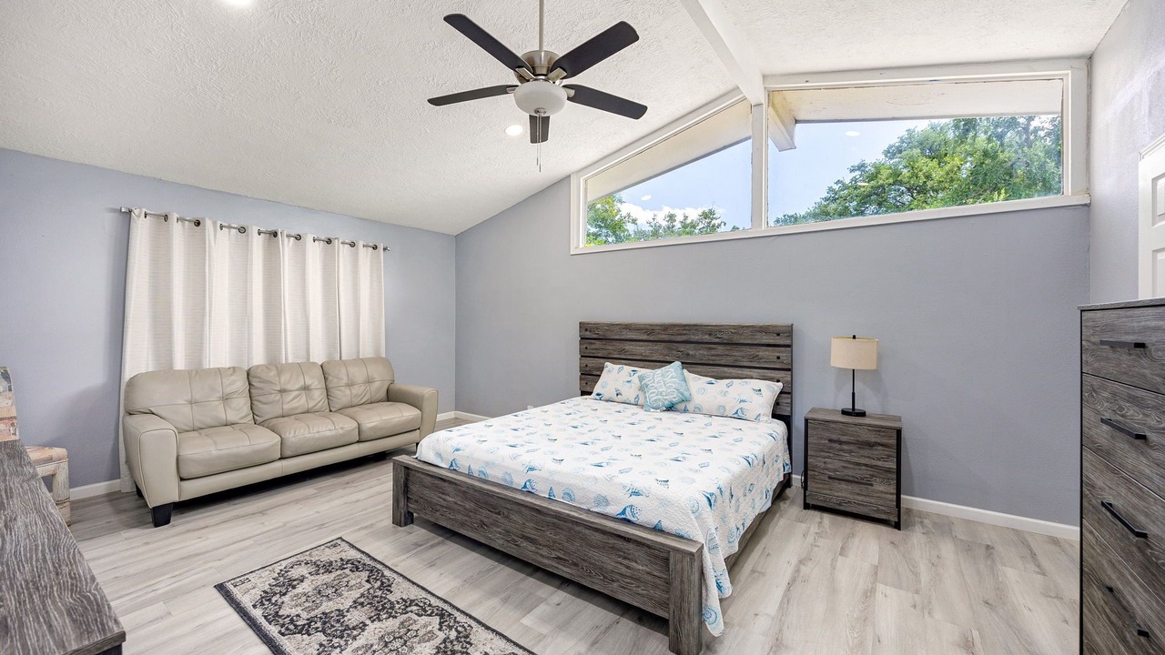 Photo of Bedroom in Woodlake - Briar Meadow