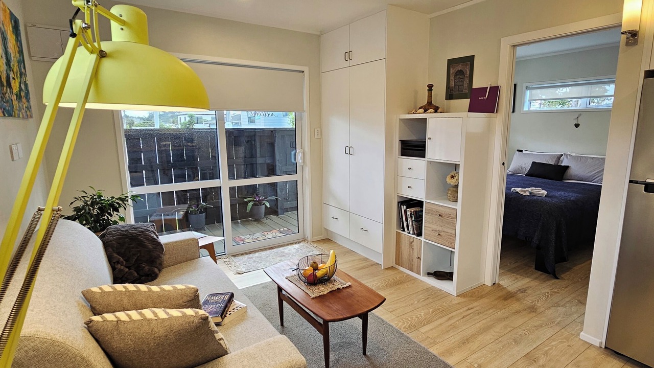 Photo of Livingroom in Te Atatu Peninsula
