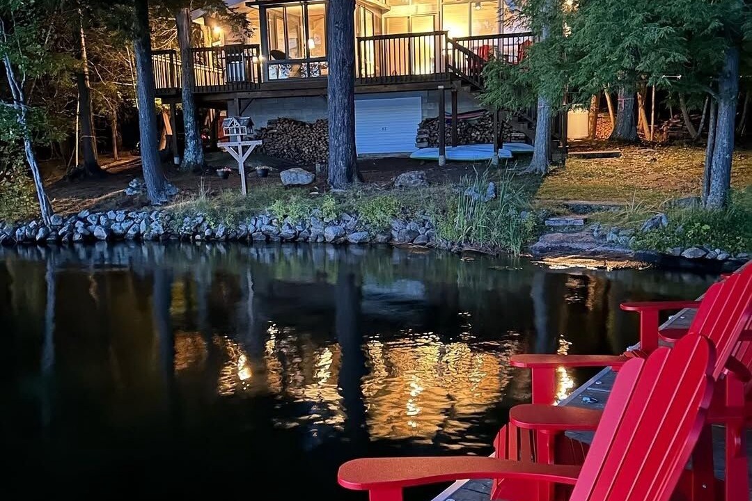 Photo of Patio Balcony in Muskoka Lakes