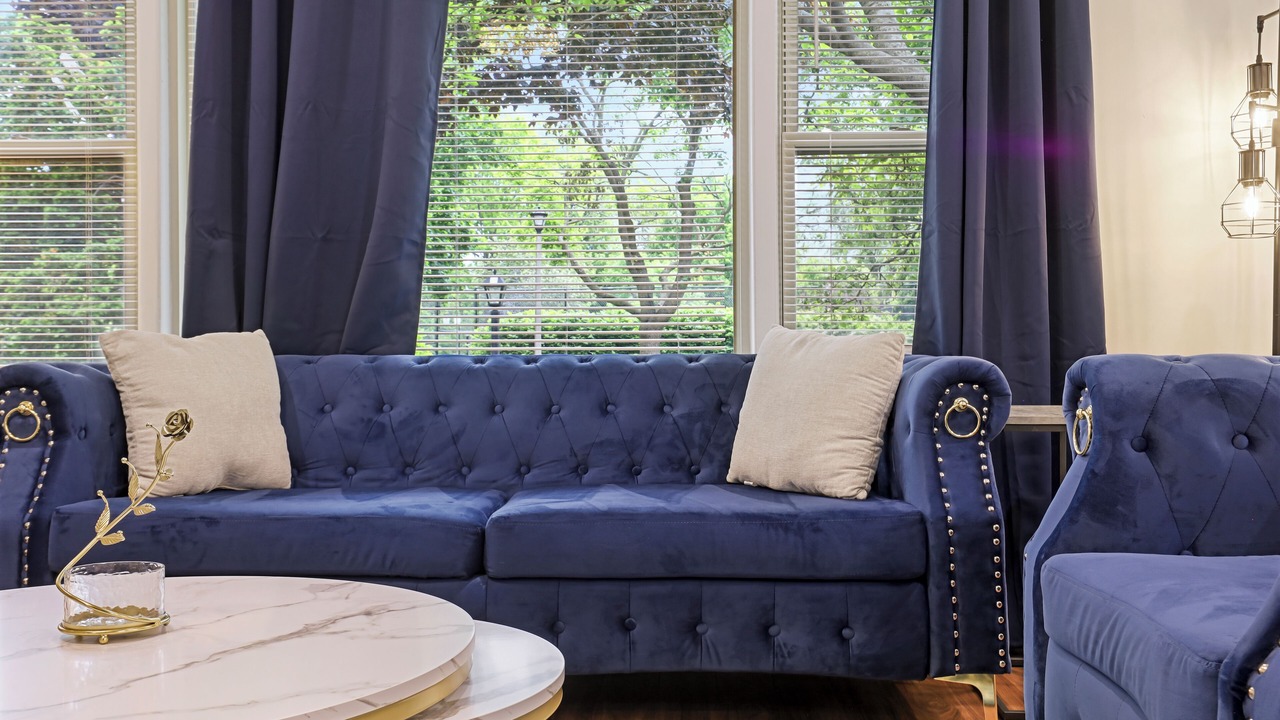 Photo of Livingroom in Skokie
