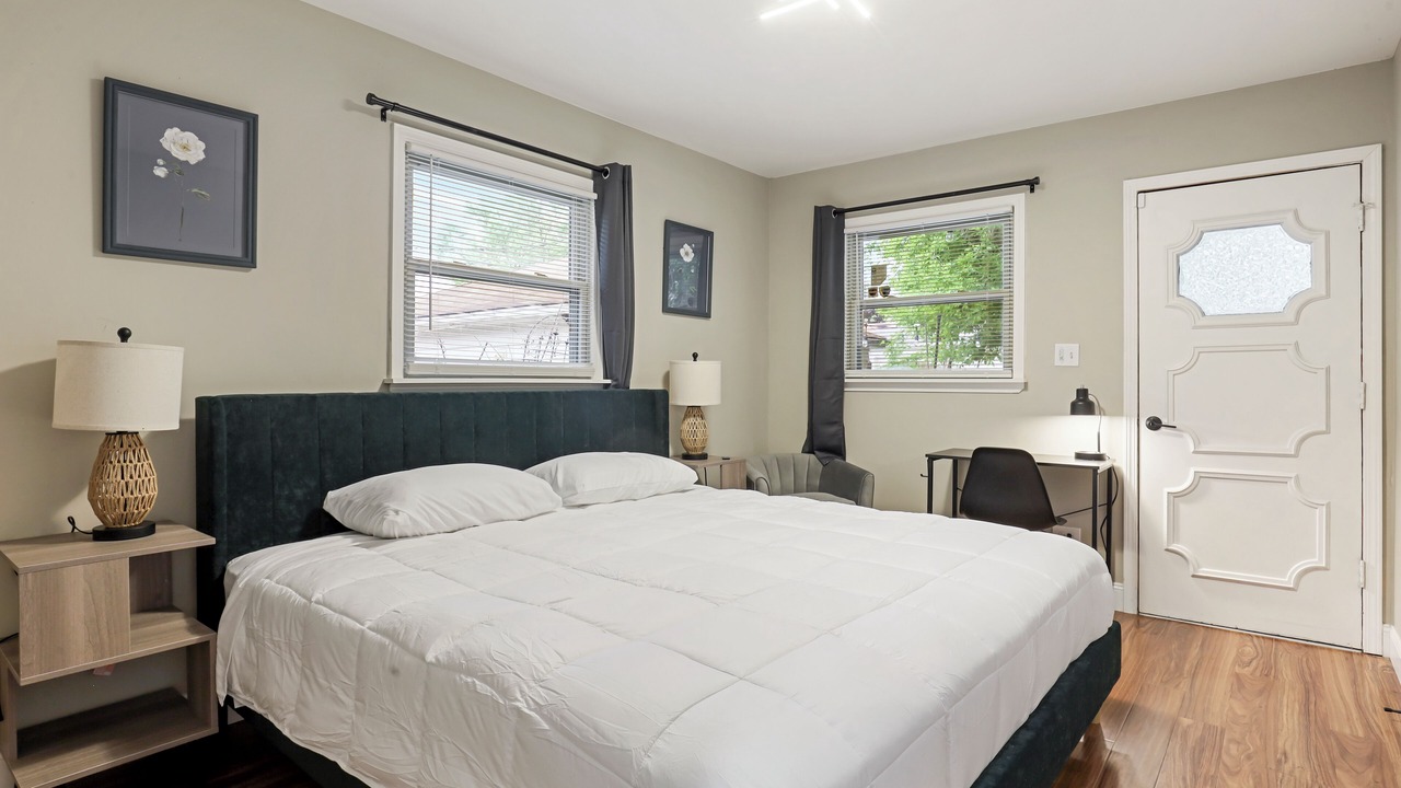 Photo of Bedroom in Skokie