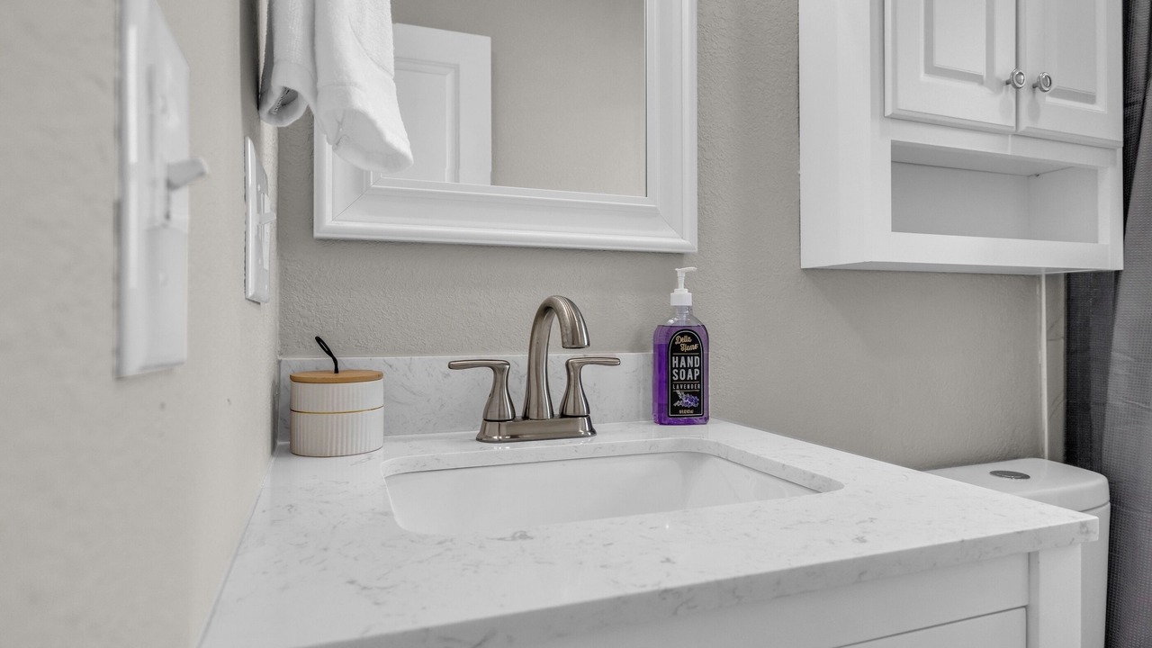 Photo of Bathroom in Cherry Street
