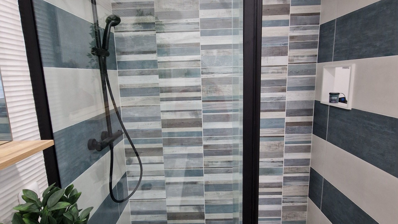 Photo of Bathroom in Hommes