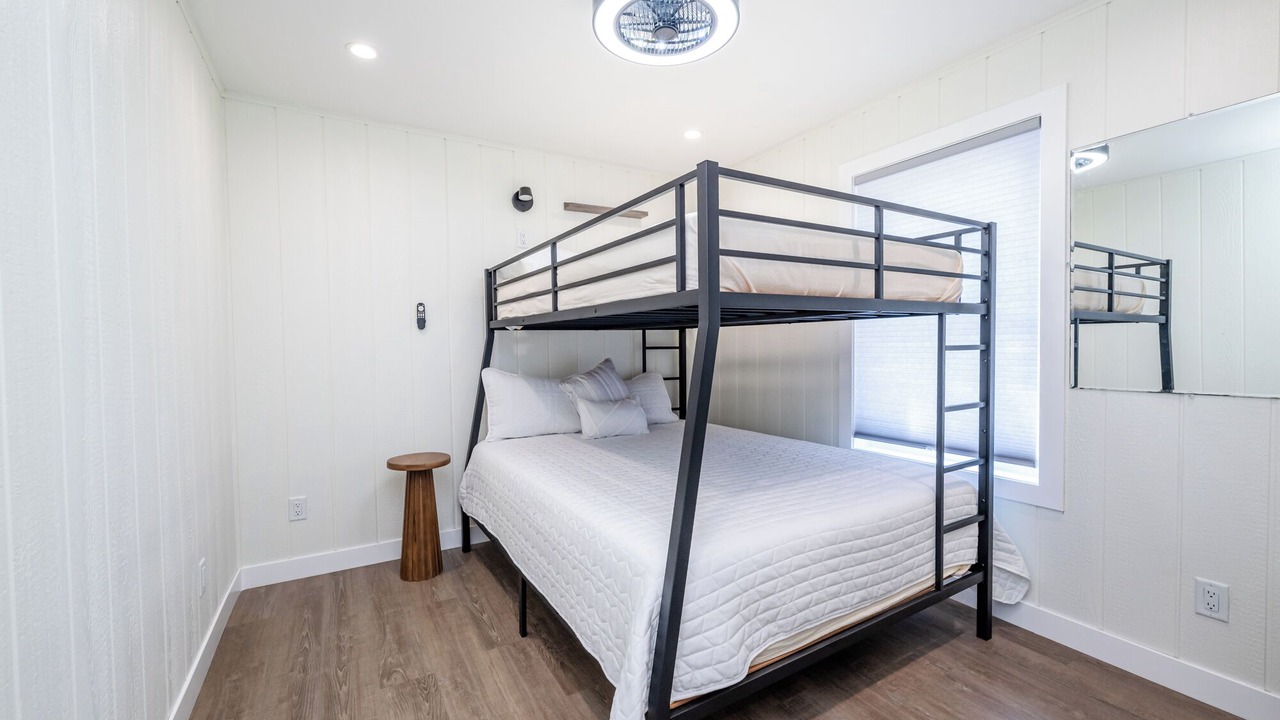 Photo of Bedroom in Paw Paw Lake