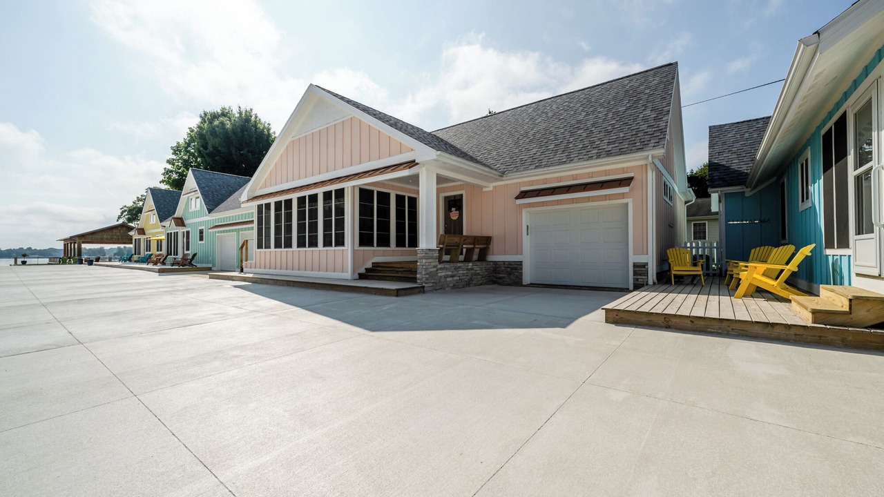 Photo of Outdoor in Paw Paw Lake