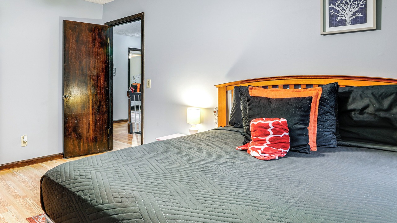 Photo of Bedroom in Stone Mountain