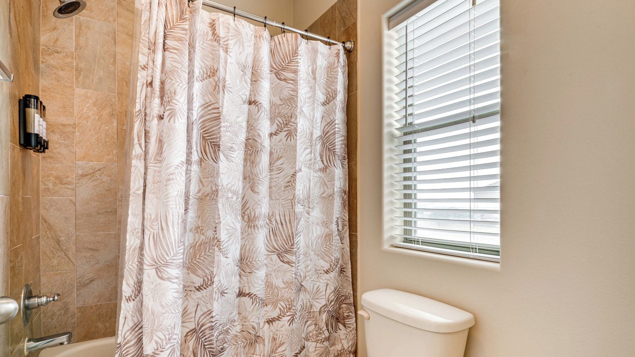 Photo of Bathroom in Bonanza