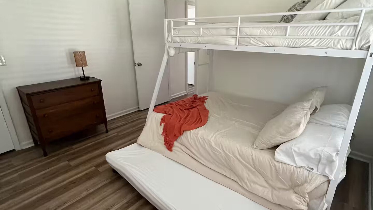 Photo of Bedroom in Sunset Beach