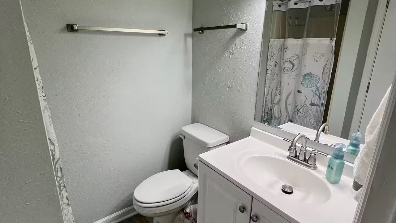 Photo of Bathroom in Sunset Beach