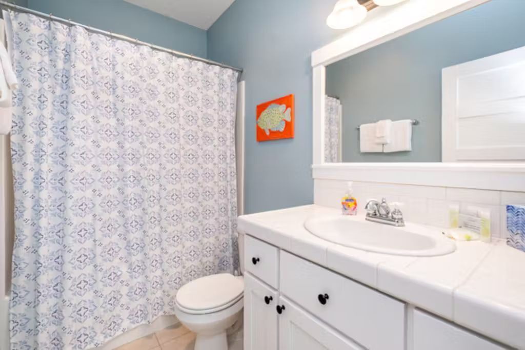Photo of Bathroom in Nelscott