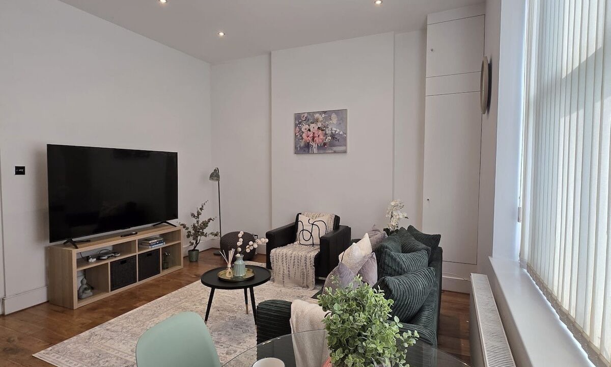 Photo of Livingroom in South Hampstead