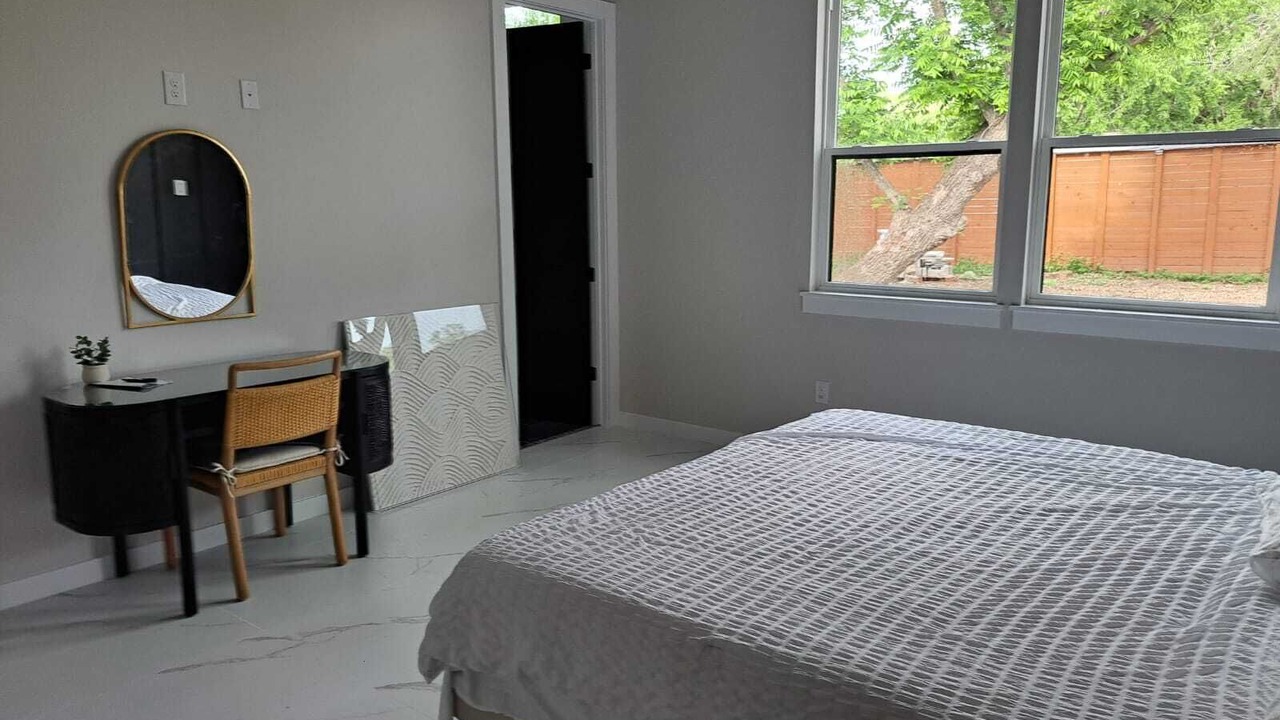 Photo of Bedroom in Manchaca
