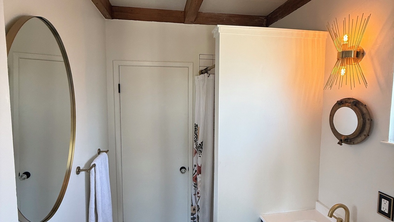 Photo of Bathroom in Bethel Island