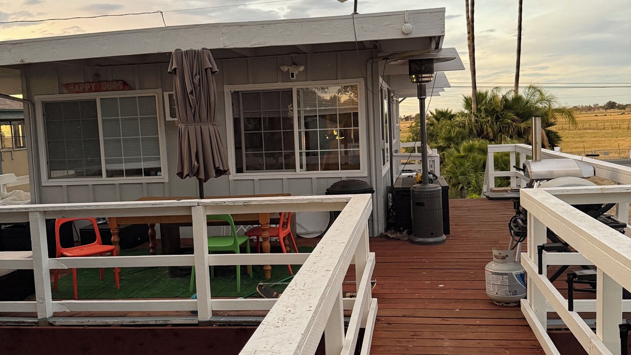 Photo of Patio Balcony in Bethel Island
