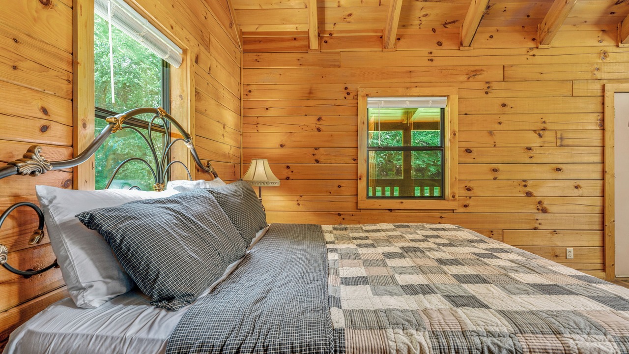 Photo of Bedroom in Sevierville