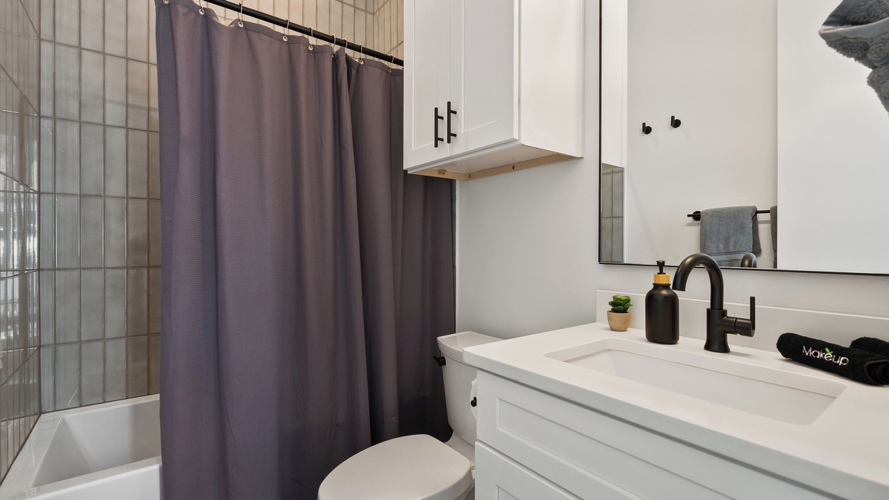 Photo of Bathroom in Rosewood