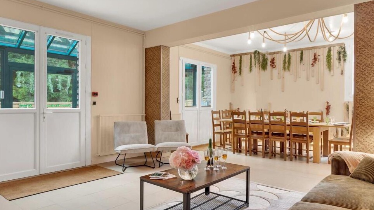 Photo of Livingroom in Forges-les-Eaux