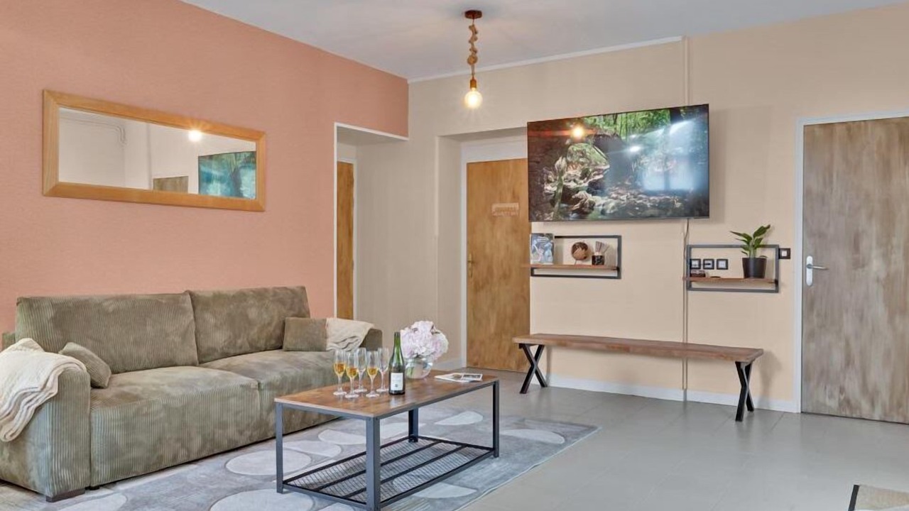 Photo of Livingroom in Forges-les-Eaux