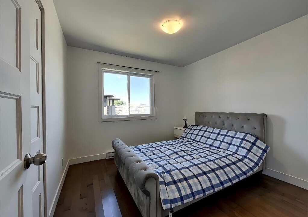 Photo of Bedroom in Saint-Hubert
