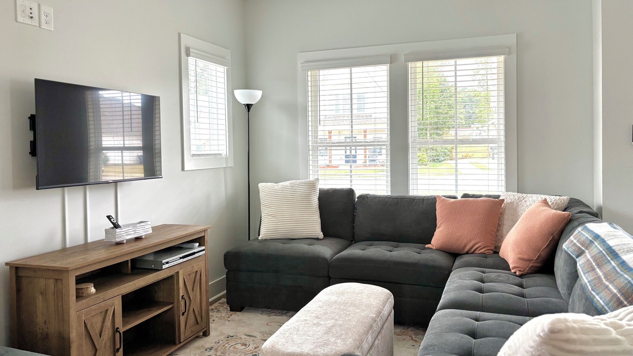 Photo of Livingroom in Auburn