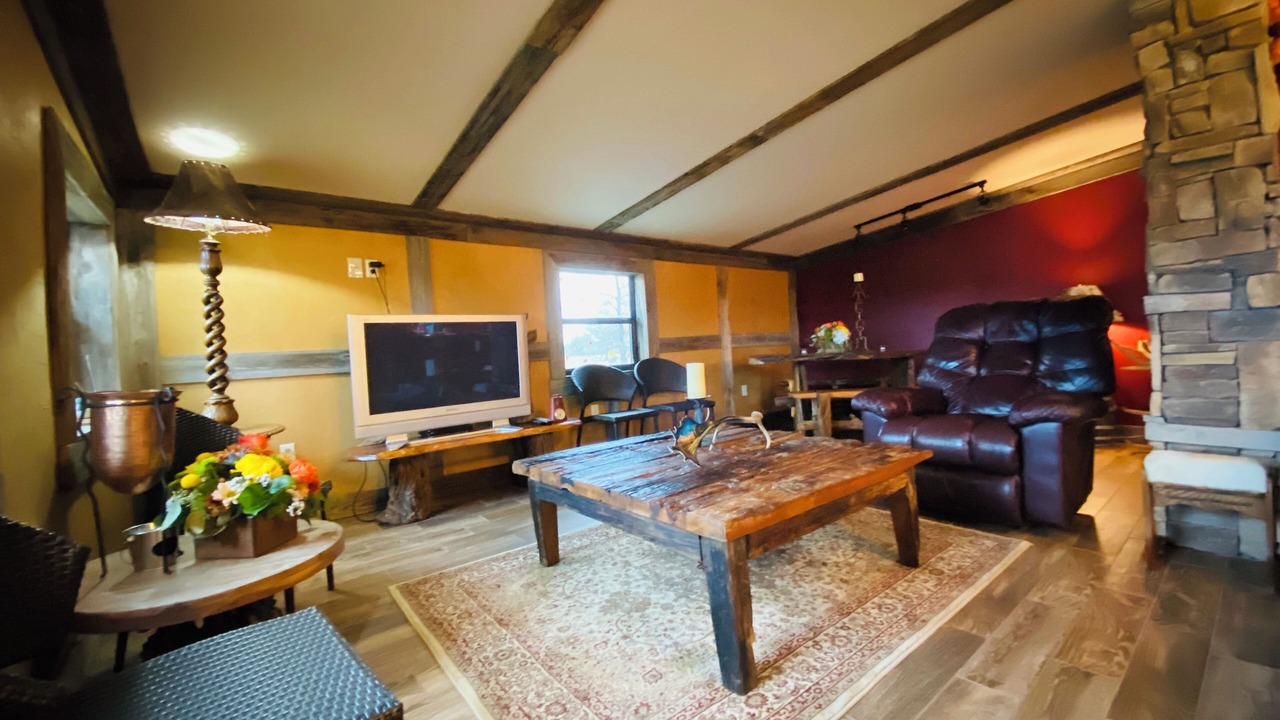 Photo of Livingroom in Jacksonville