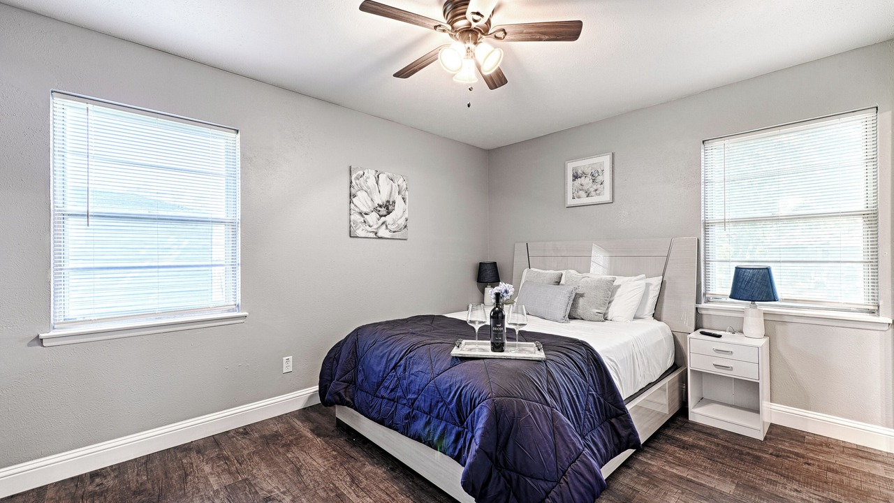 Photo of Bedroom in Burleson