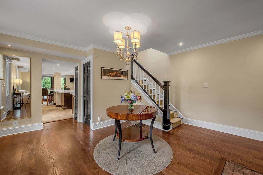 Photo of Others in West Suburb