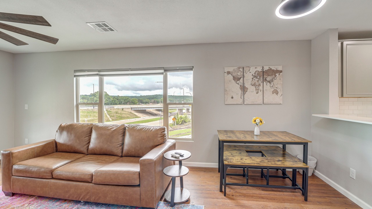 Photo of Livingroom in Tulsa