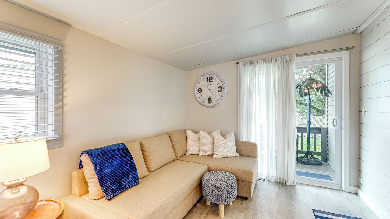 Photo of Livingroom in Ocean Pines