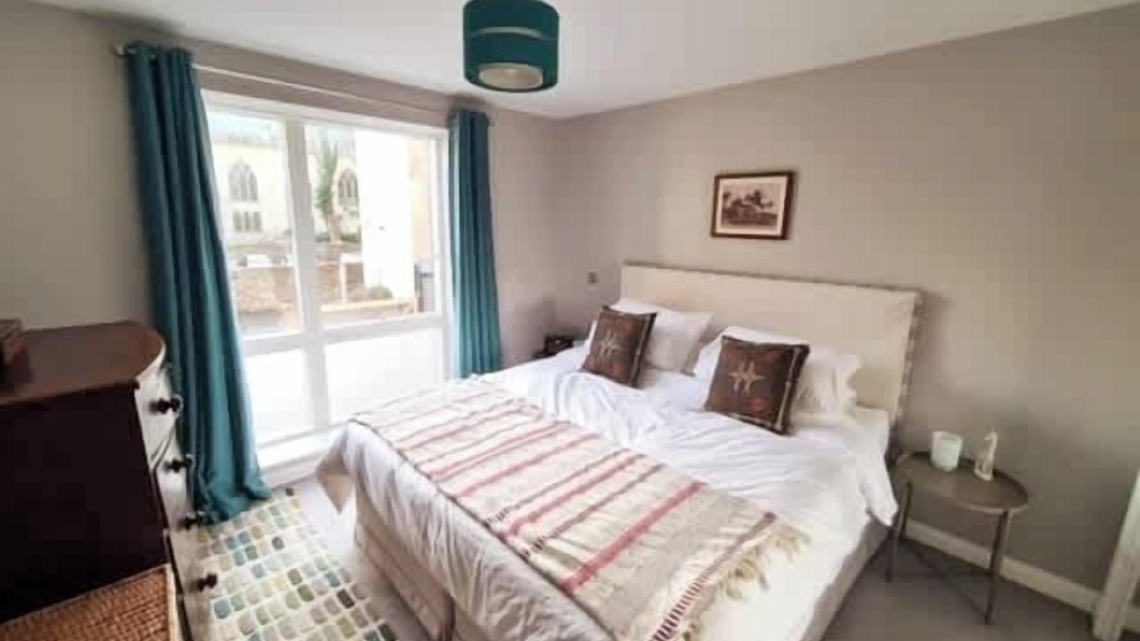 Photo of Bedroom in Saint Paul's