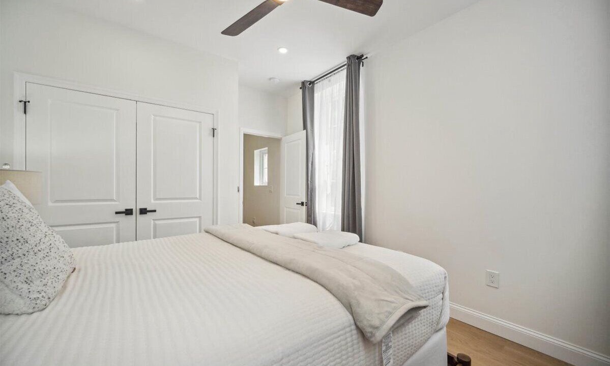 Photo of Bedroom in Center City