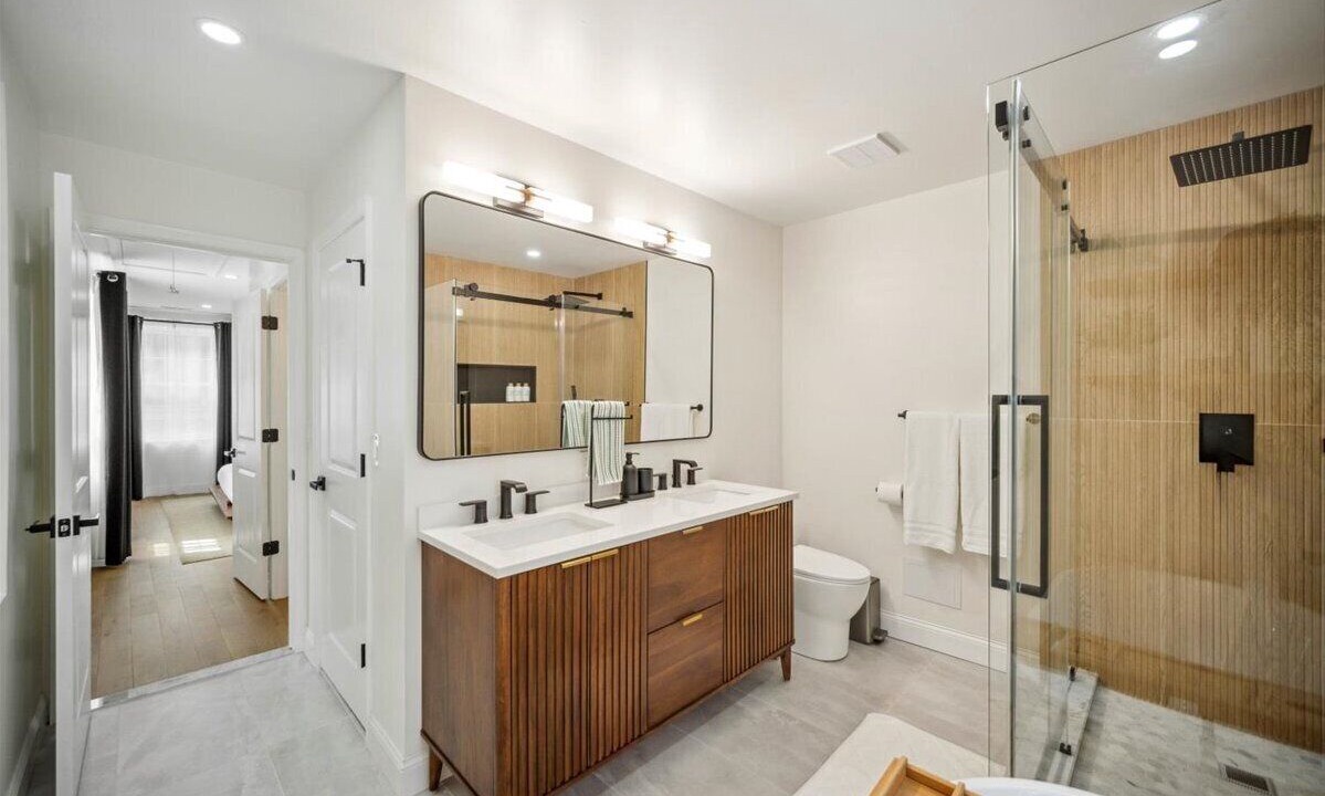 Photo of Bathroom in Center City