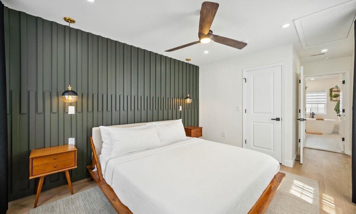 Photo of Bedroom in Center City