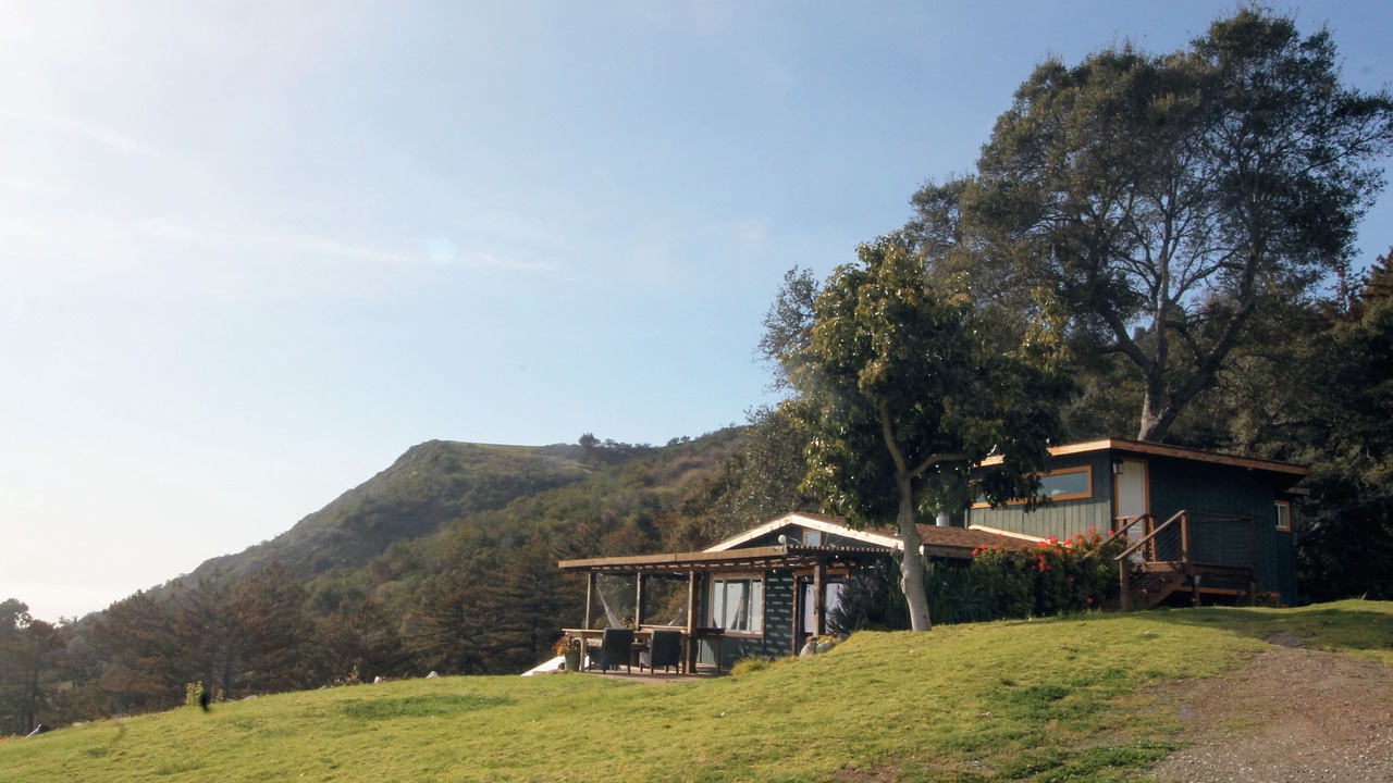 Photo of Others in Lucia